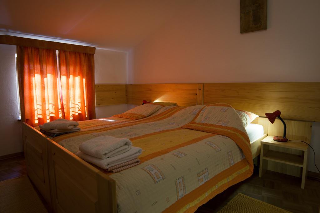 Apartmaji In Sobe Marija Jera Stanjel Room photo