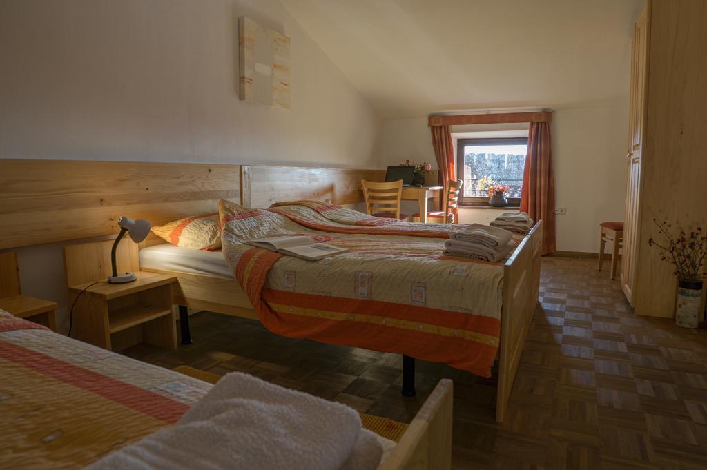 Apartmaji In Sobe Marija Jera Stanjel Room photo